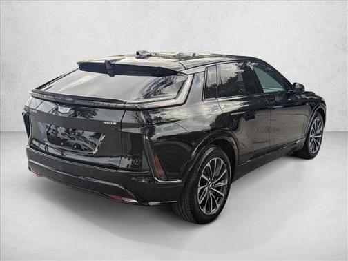 2024 Cadillac LYRIQ Sport