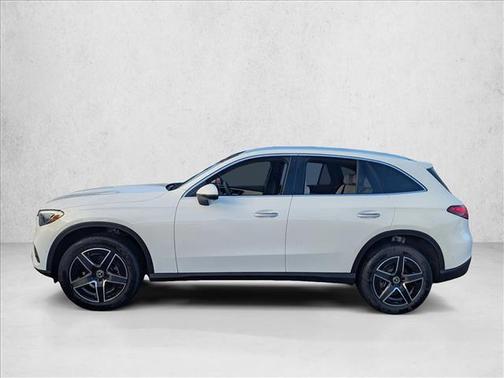 2026 Mercedes-Benz GLC 300 Base