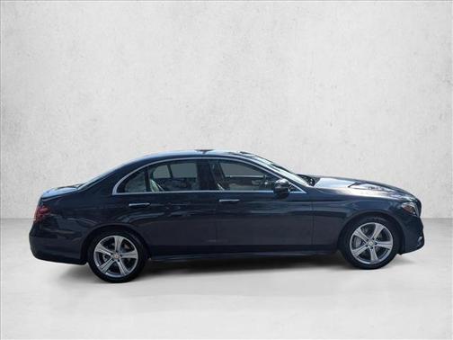 2017 Mercedes-Benz E-Class 4MATIC