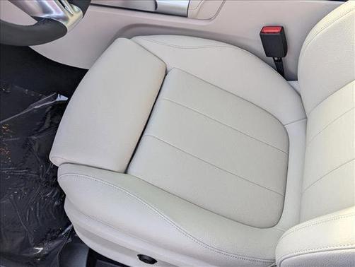 2026 Mercedes-Benz GLB 250 Base