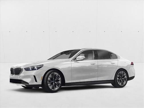 Mineral White Metallic 2024 BMW 530 530i