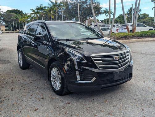 2017 Cadillac XT5 Base
