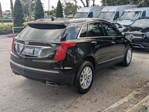 2017 Cadillac XT5 Base