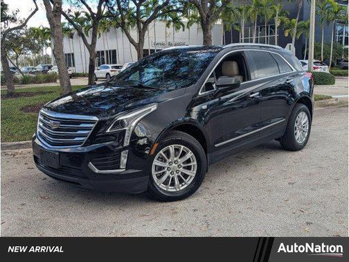 2017 Cadillac XT5 Base