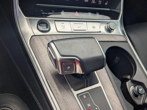 Mythos Black Metallic 2025 Audi A7 Prestige 55 TFSI quattro S tronic
