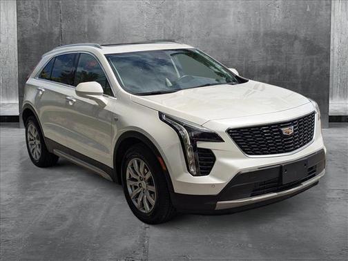 2020 Cadillac XT4 Premium Luxury