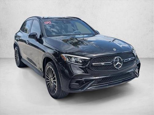 Obsidian Black Metallic 2026 Mercedes-Benz GLC 300 Base