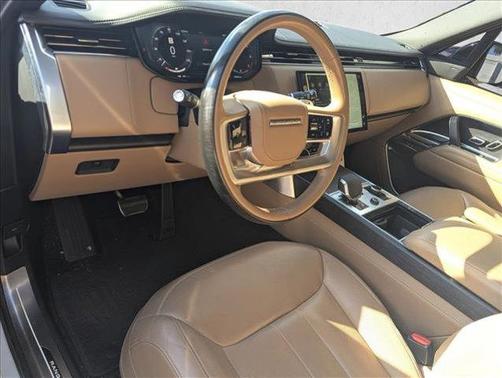 2023 Land Rover Range Rover P530 SE