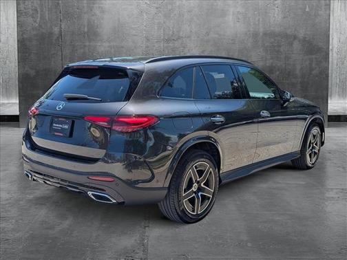 2025 Mercedes-Benz GLC 300 Base