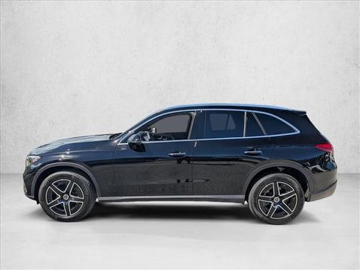 2026 Mercedes-Benz GLC 300 4MATIC