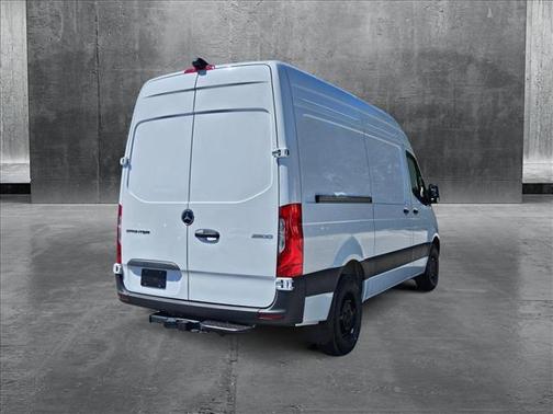 2025 Mercedes-Benz Sprinter 2500 Standard Roof
