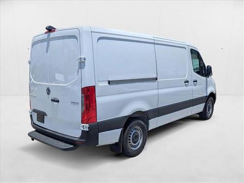 2025 Mercedes-Benz Sprinter 2500 Standard Roof