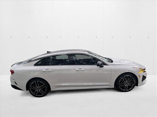 2023 Kia K5 GT