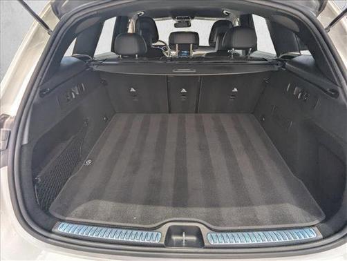 Polar White 2026 Mercedes-Benz GLC 300 Base