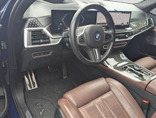 2024 BMW X7 M60i