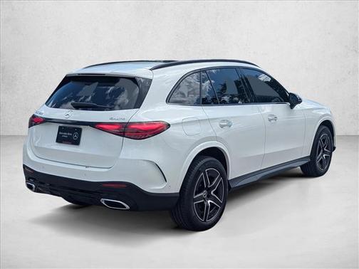 2026 Mercedes-Benz GLC 300 4MATIC