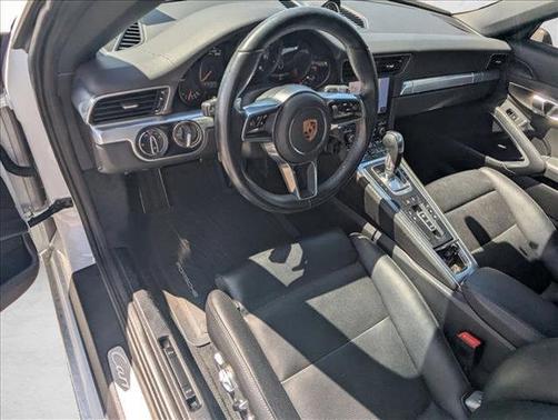 2018 Porsche 911 Carrera 4S