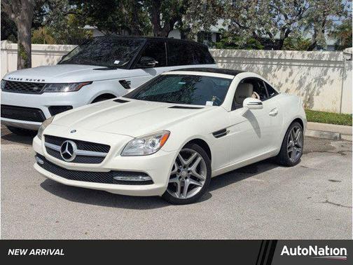 Arctic White 2013 Mercedes-Benz SLK-Class SLK 250