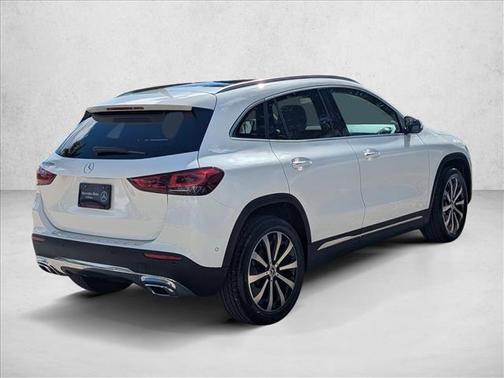 2021 Mercedes-Benz GLA 250 Base 4MATIC