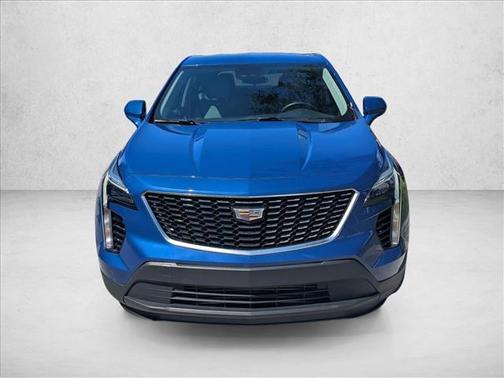 Wave Metallic 2023 Cadillac XT4 Luxury