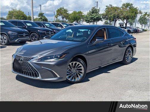 2024 Lexus ES 350 Ultra Luxury