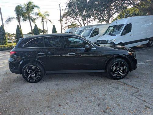 2023 Mercedes-Benz GLC 300 Base