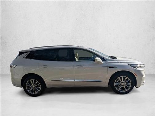 2022 Buick Enclave AWD Avenir