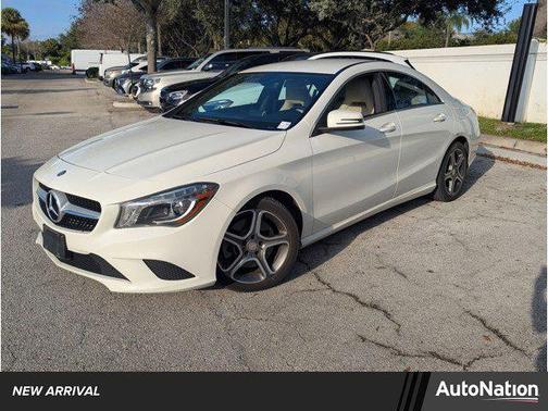 2014 Mercedes-Benz CLA-Class Base