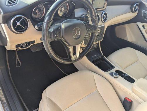 2014 Mercedes-Benz CLA-Class Base