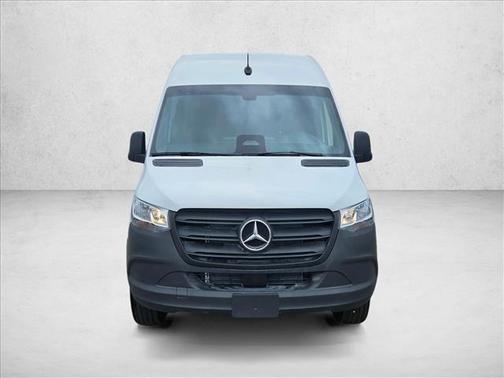 Arctic White 2026 Mercedes-Benz Sprinter 2500 Standard Roof