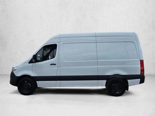 Arctic White 2026 Mercedes-Benz Sprinter 2500 Standard Roof