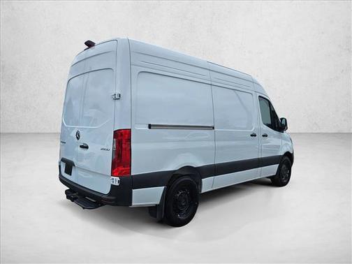 Arctic White 2026 Mercedes-Benz Sprinter 2500 Standard Roof