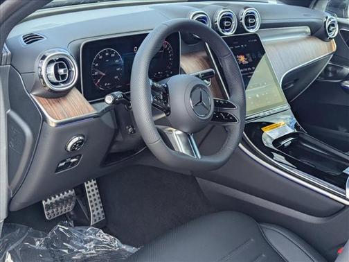 2025 Mercedes-Benz GLC 350e Base