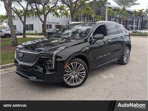 2024 Cadillac XT4 Premium Luxury