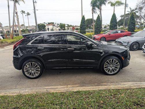 2024 Cadillac XT4 Premium Luxury