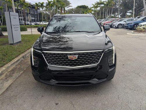 2024 Cadillac XT4 Premium Luxury