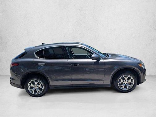 Vesuvio Gray Metallic 2019 Alfa Romeo Stelvio Base