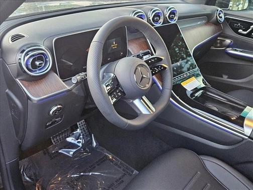 2025 Mercedes-Benz GLC 350e Base
