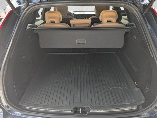 Denim Blue Metallic 2019 Volvo XC60 T6 Inscription