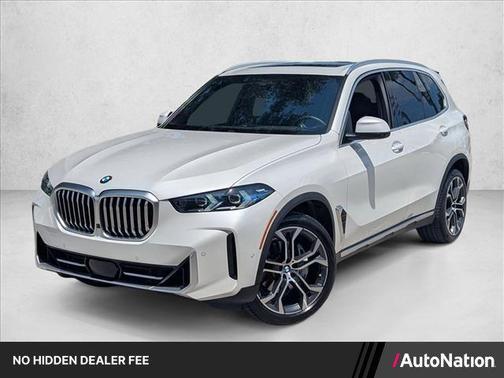 Mineral White Metallic 2024 BMW X5 xDrive40i