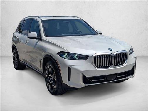 Mineral White Metallic 2024 BMW X5 xDrive40i