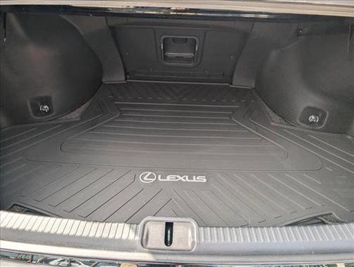 2023 Lexus ES 250 Base