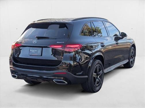2026 Mercedes-Benz GLC 300 4MATIC
