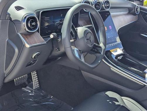 2026 Mercedes-Benz GLC 300 Base
