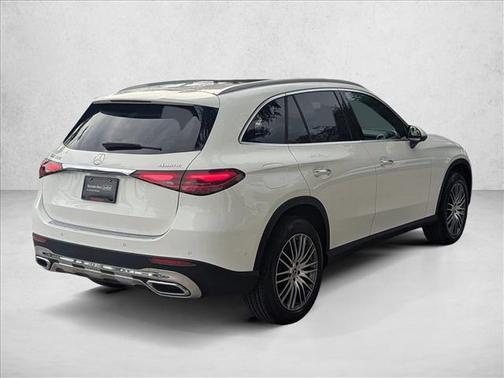 Polar White 2023 Mercedes-Benz GLC 300 4MATIC