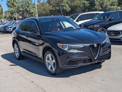 2020 Alfa Romeo Stelvio Base