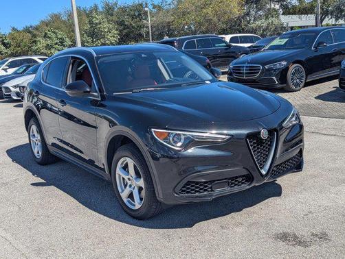 2020 Alfa Romeo Stelvio Base