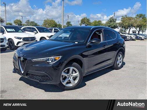 2020 Alfa Romeo Stelvio Base