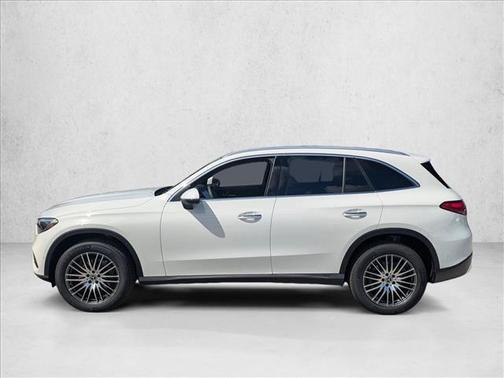 2026 Mercedes-Benz GLC 300 4MATIC