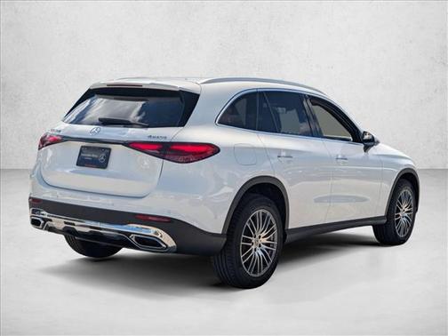 Polar White 2026 Mercedes-Benz GLC 300 4MATIC